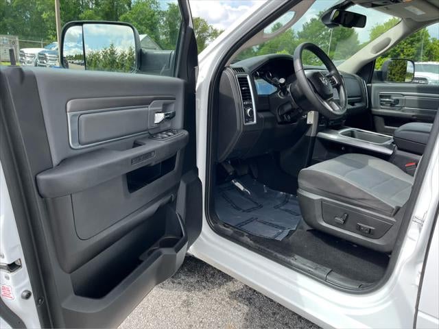 2023 RAM 1500 Classic SLT Crew Cab 4x4 5'7' Box