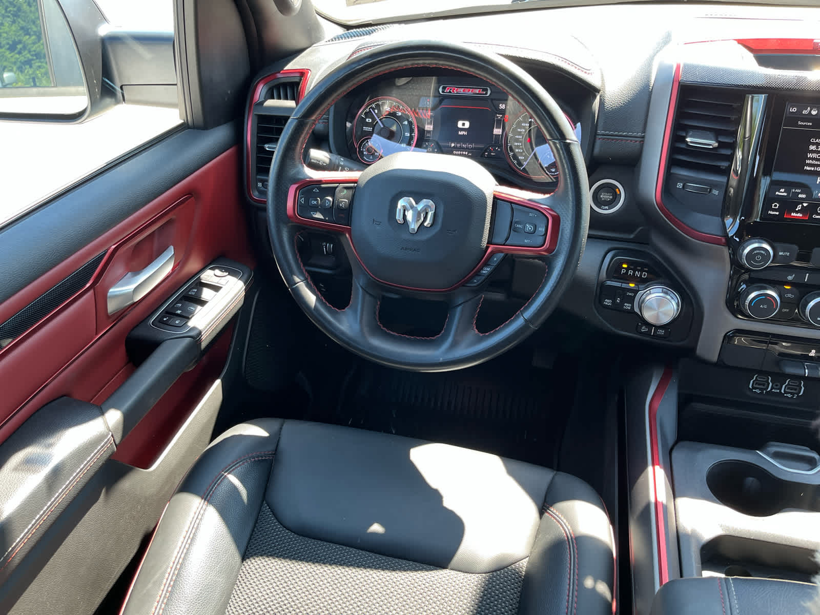 2022 RAM 1500 Rebel Crew Cab 4x4 5'7' Box