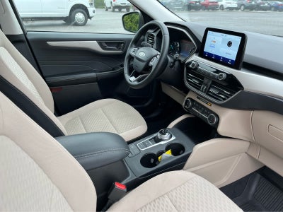 2022 Ford Escape SE Hybrid