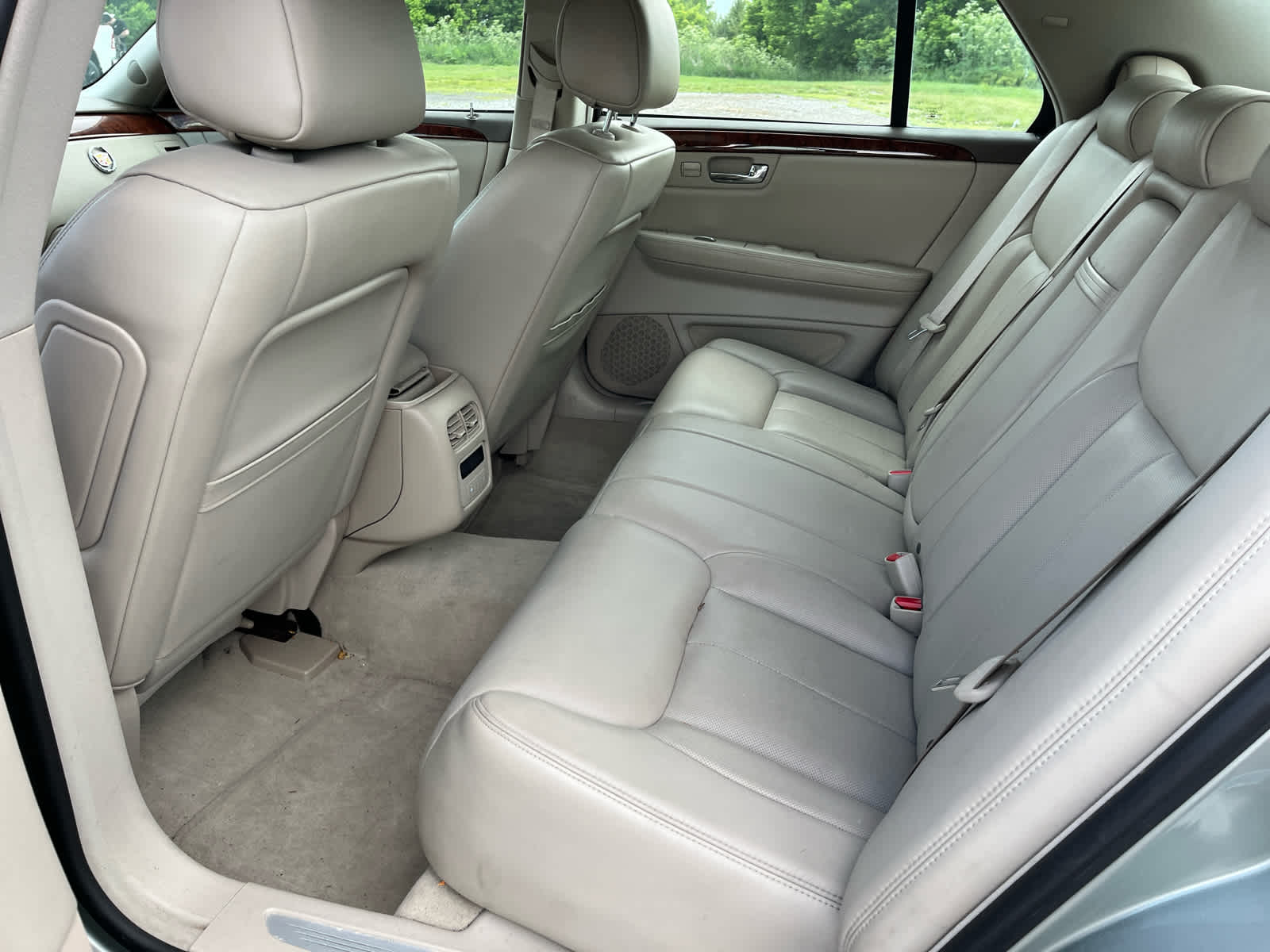 2006 Cadillac DTS Standard