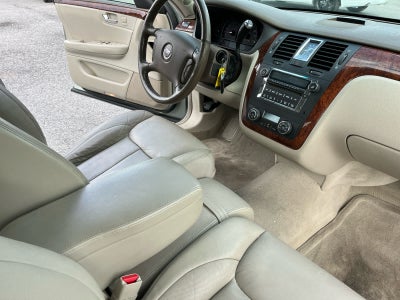 2006 Cadillac DTS Standard