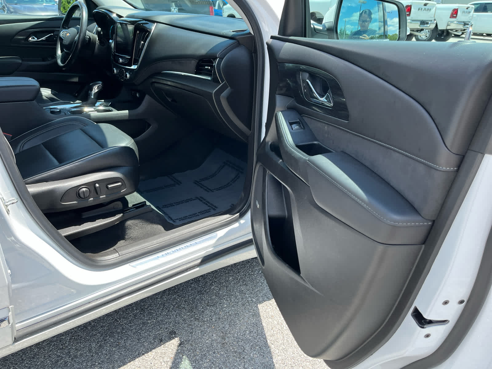 2021 Chevrolet Traverse AWD High Country