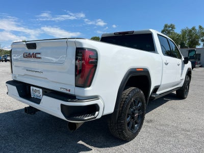 2025 GMC Sierra 2500HD 4WD Crew Cab Standard Bed AT4