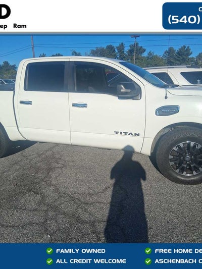 2017 Nissan Titan SV