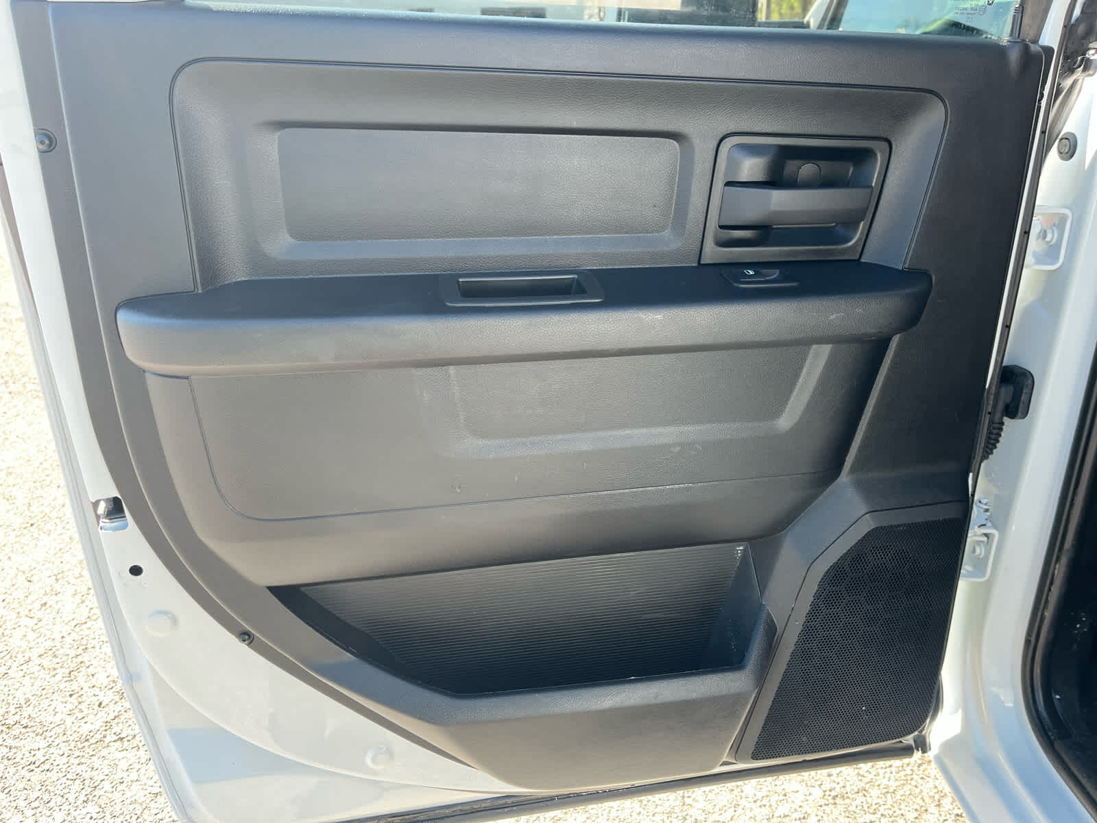 2022 RAM 1500 Classic Tradesman Crew Cab 4x4 5'7' Box