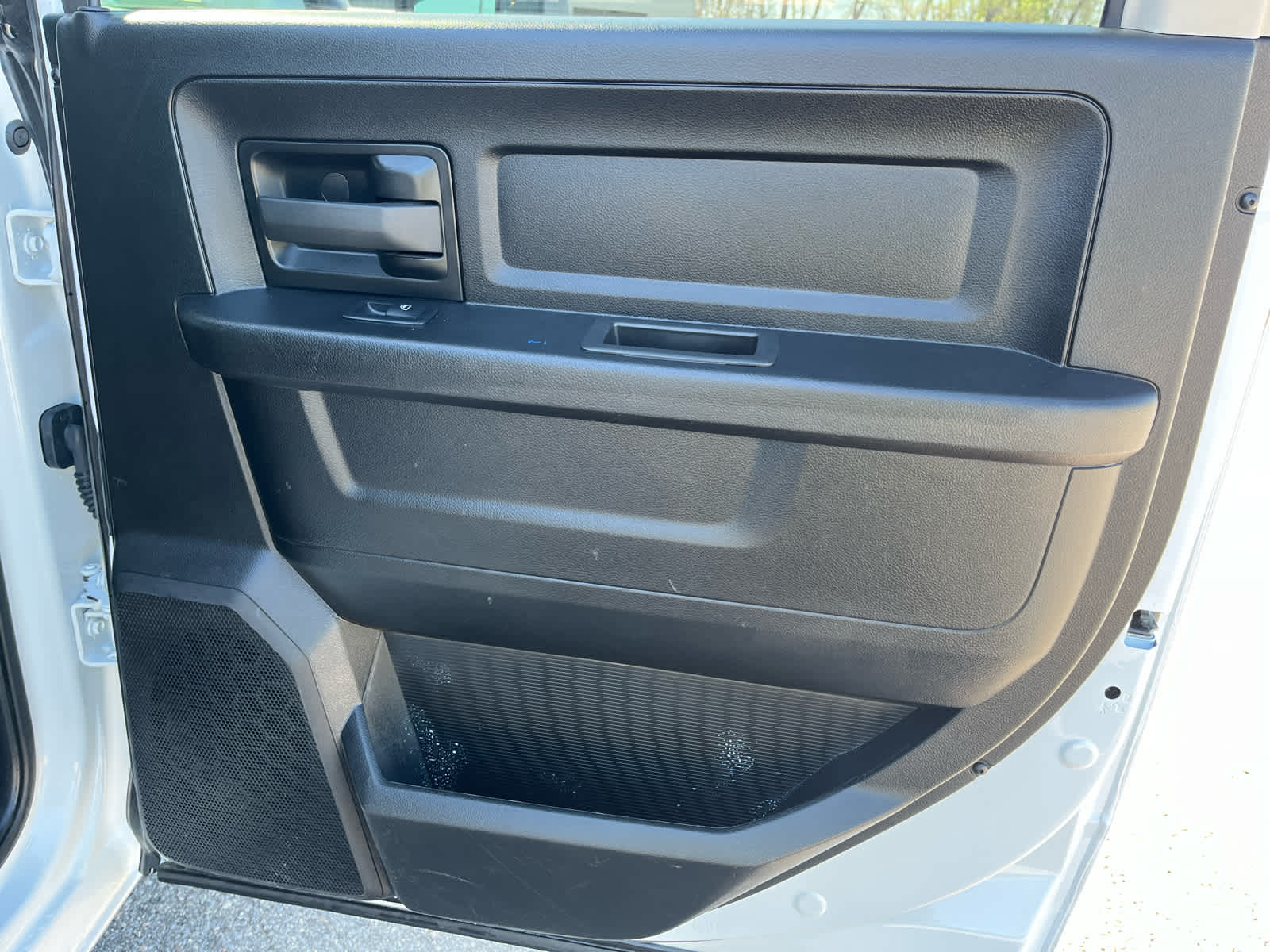 2022 RAM 1500 Classic Tradesman Crew Cab 4x4 5'7' Box