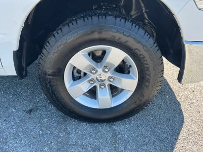 2022 RAM 1500 Classic Tradesman Crew Cab 4x4 5'7' Box