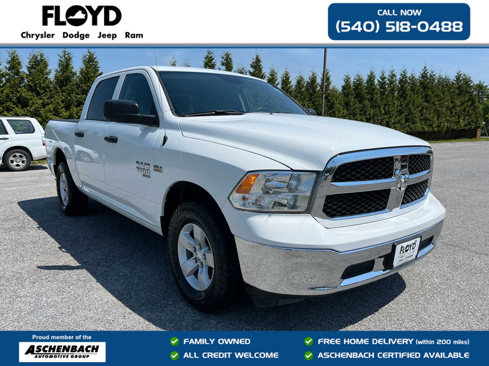 2022 RAM 1500 Classic Tradesman Crew Cab 4x4 5'7' Box