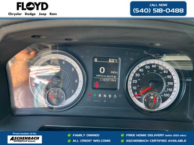 2022 RAM 1500 Classic Tradesman Crew Cab 4x4 5'7' Box