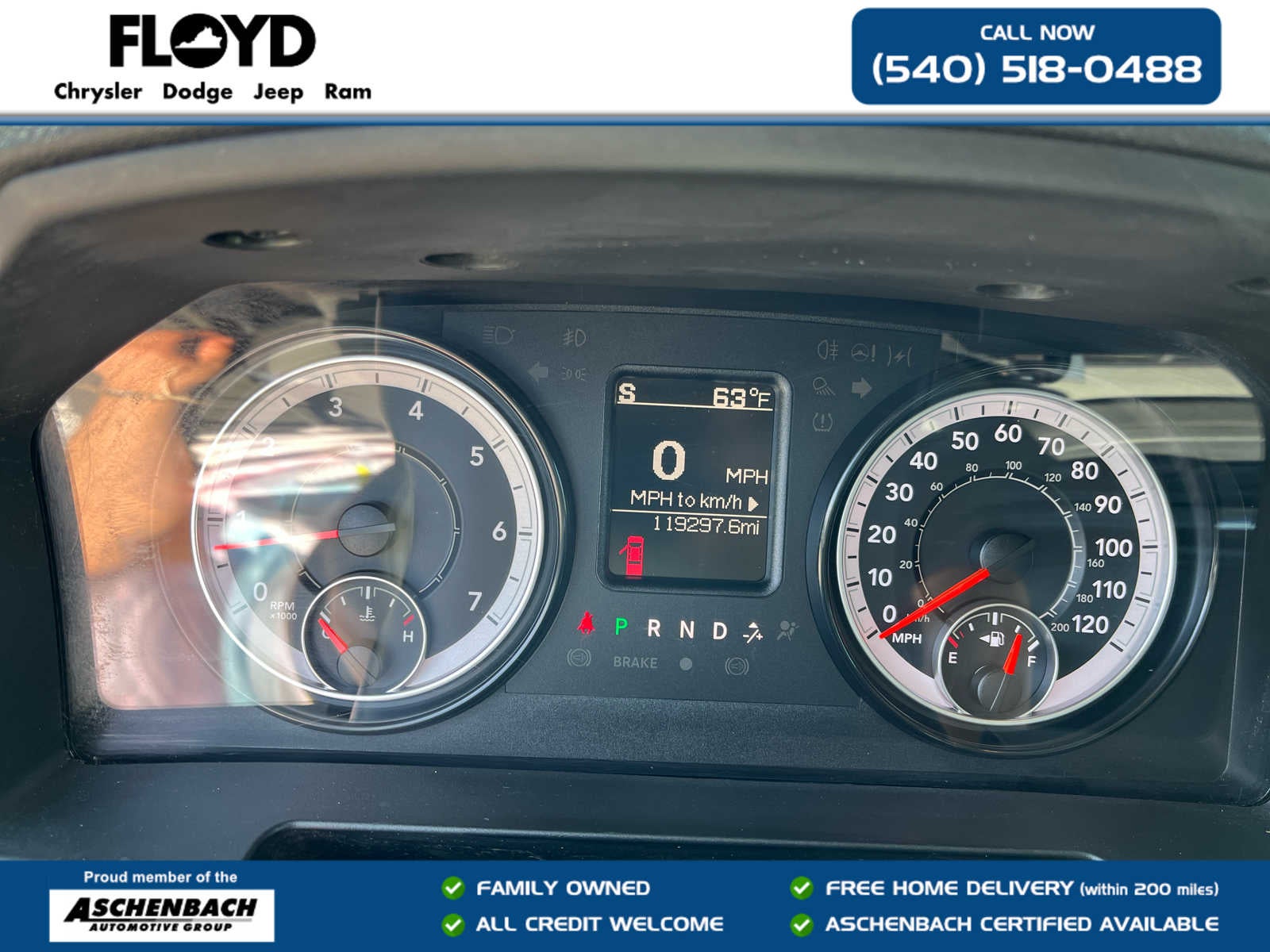 2022 RAM 1500 Classic Tradesman Crew Cab 4x4 5'7' Box