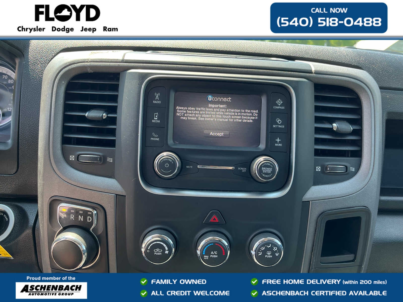 2022 RAM 1500 Classic Tradesman Crew Cab 4x4 5'7' Box
