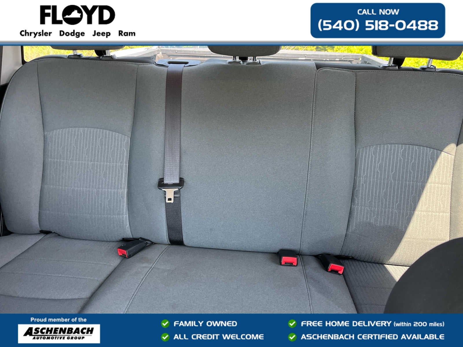 2022 RAM 1500 Classic Tradesman Crew Cab 4x4 5'7' Box
