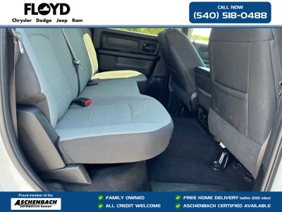 2022 RAM 1500 Classic Tradesman Crew Cab 4x4 5'7' Box
