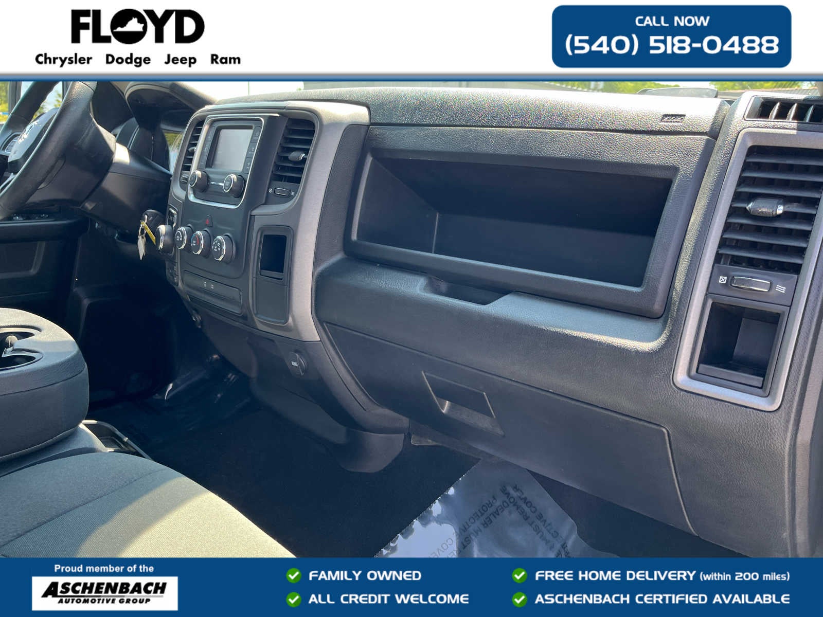 2022 RAM 1500 Classic Tradesman Crew Cab 4x4 5'7' Box