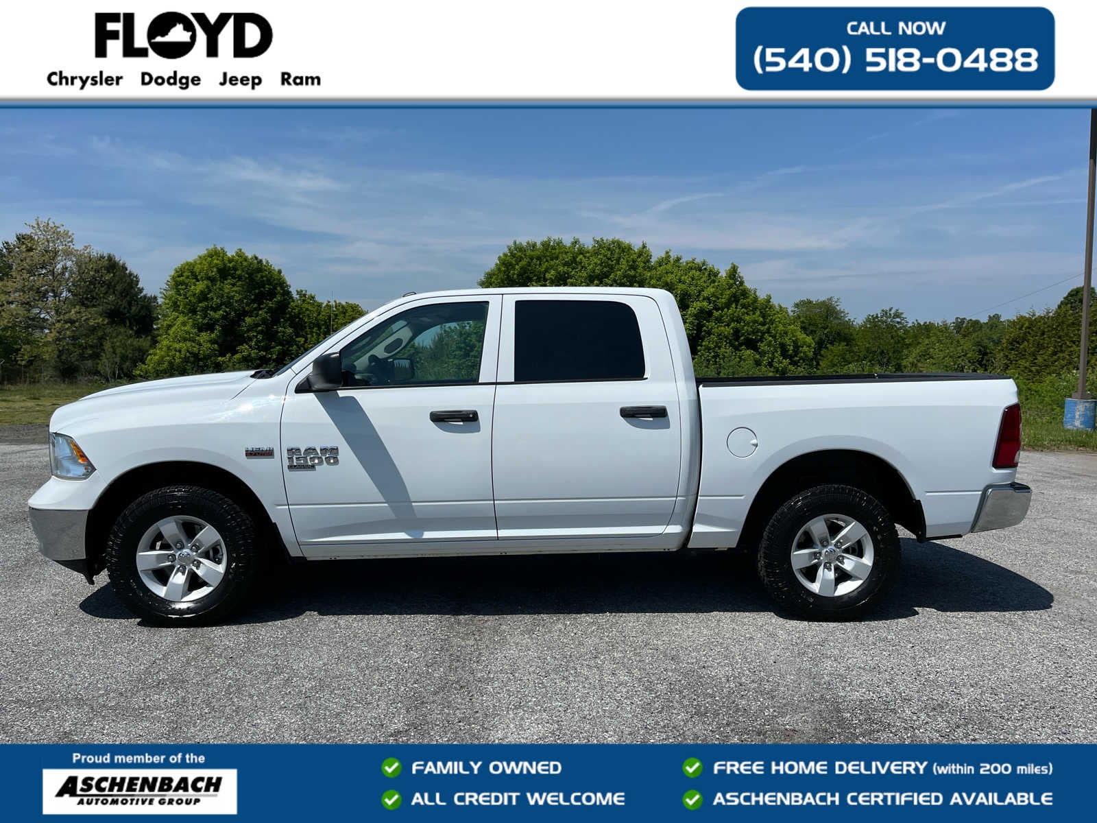 2022 RAM 1500 Classic Tradesman Crew Cab 4x4 5'7' Box