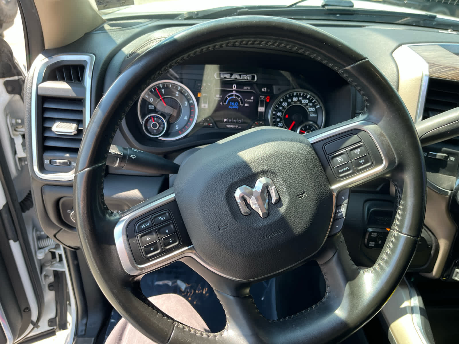2021 RAM 2500 Laramie Crew Cab 4x4 6'4' Box