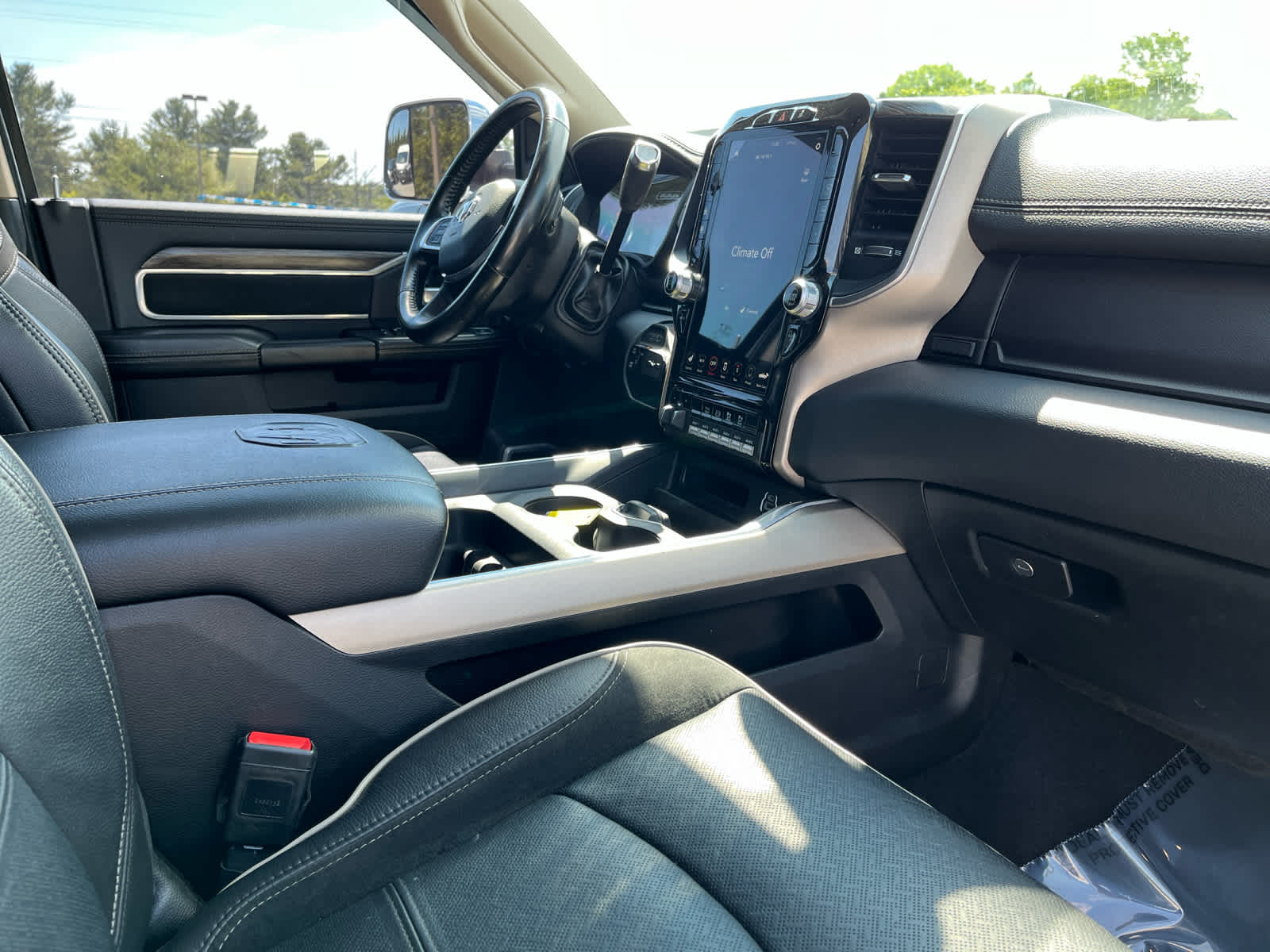 2021 RAM 2500 Laramie Crew Cab 4x4 6'4' Box