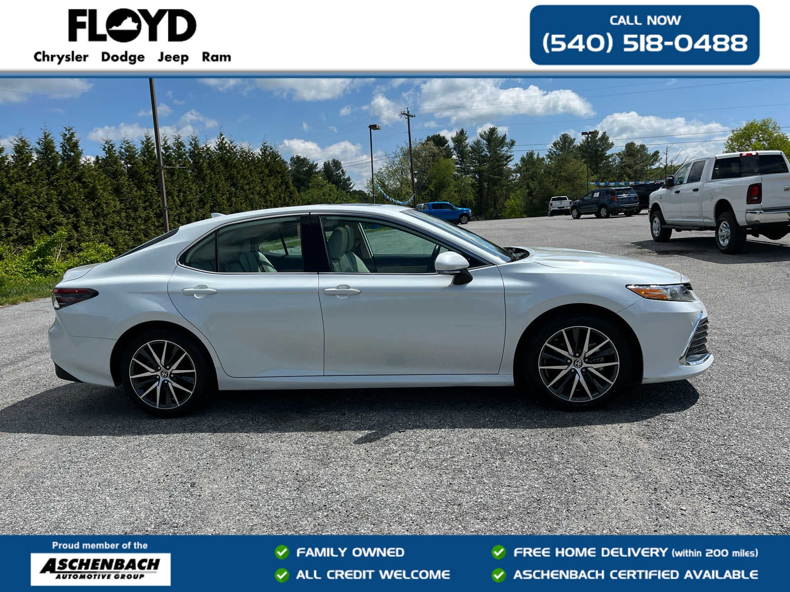 2024 Toyota Camry Hybrid XLE