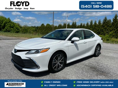 2024 Toyota Camry Hybrid XLE