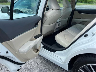 2024 Toyota Camry Hybrid XLE