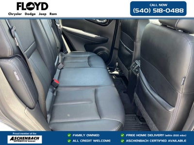 2022 Nissan Rogue Sport SL AWD Xtronic CVT
