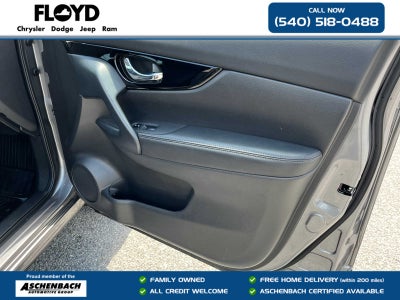 2022 Nissan Rogue Sport SL AWD Xtronic CVT