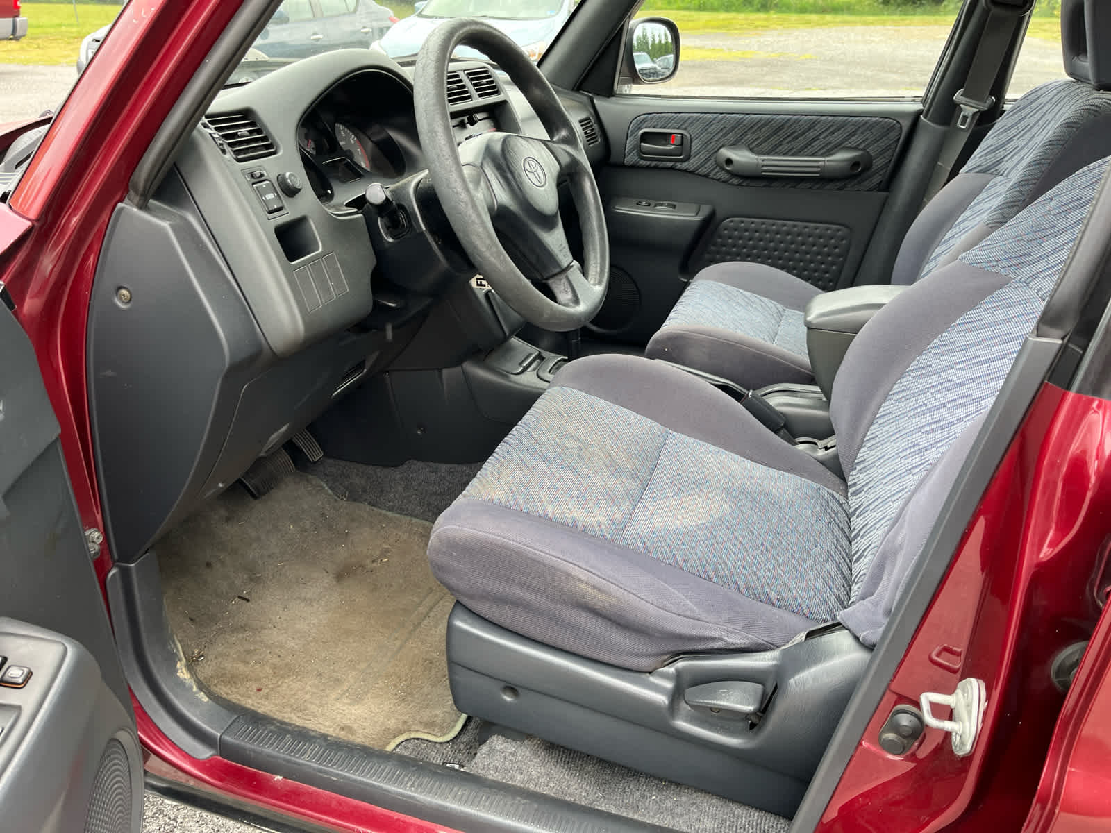 1999 Toyota RAV4 Base