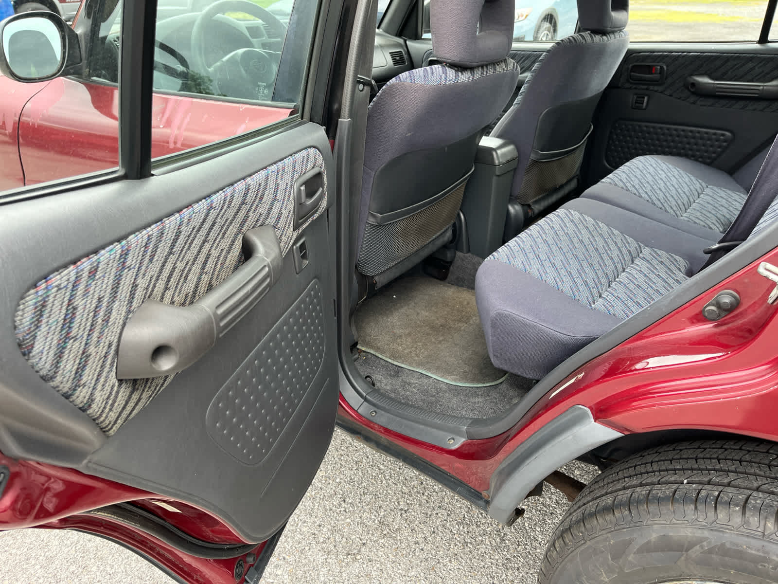 1999 Toyota RAV4 Base