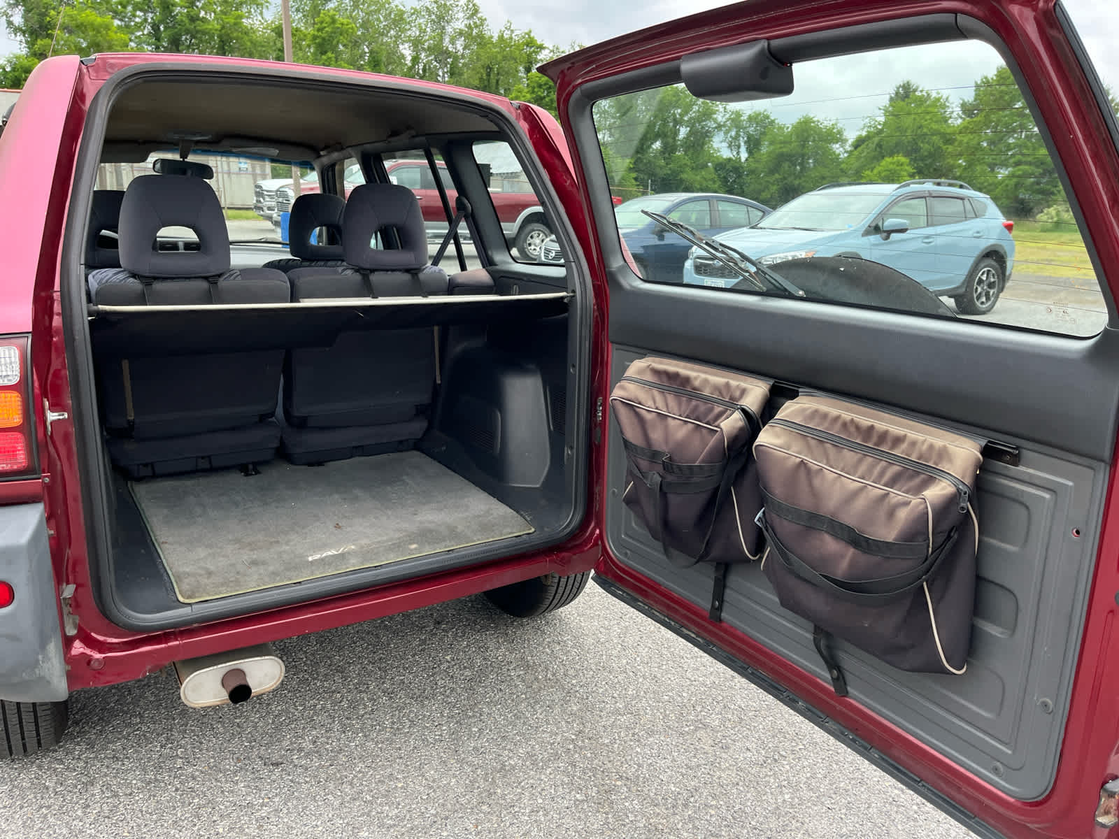 1999 Toyota RAV4 Base