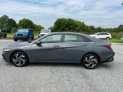 2025 Hyundai Elantra SEL Convenience