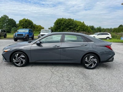 2025 Hyundai Elantra SEL Convenience