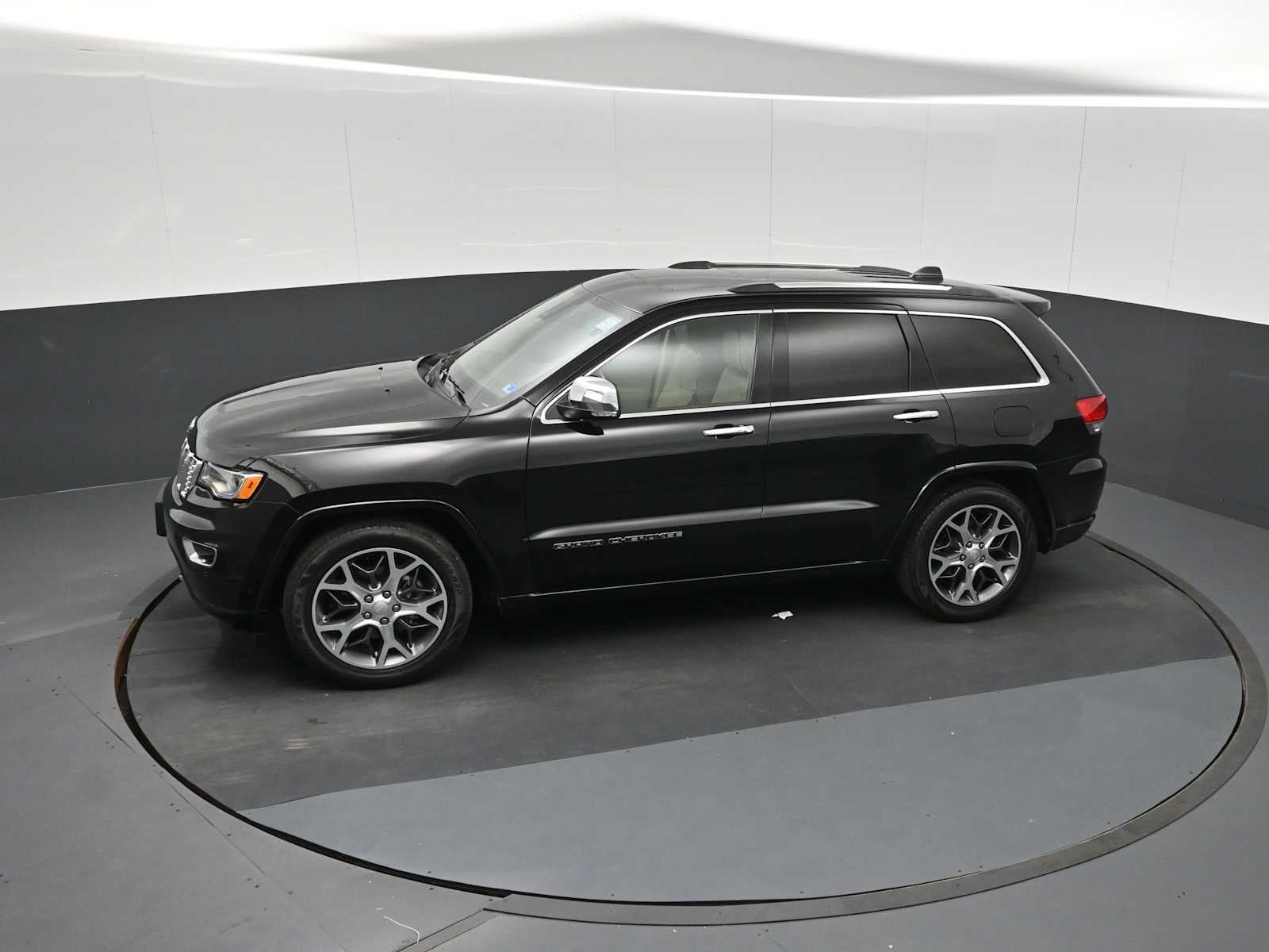2020 Jeep Grand Cherokee Overland