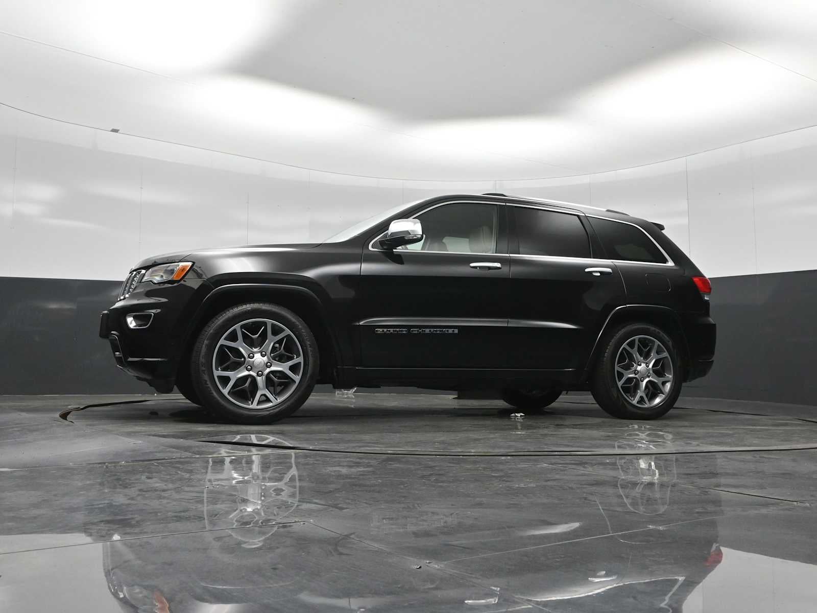 2020 Jeep Grand Cherokee Overland
