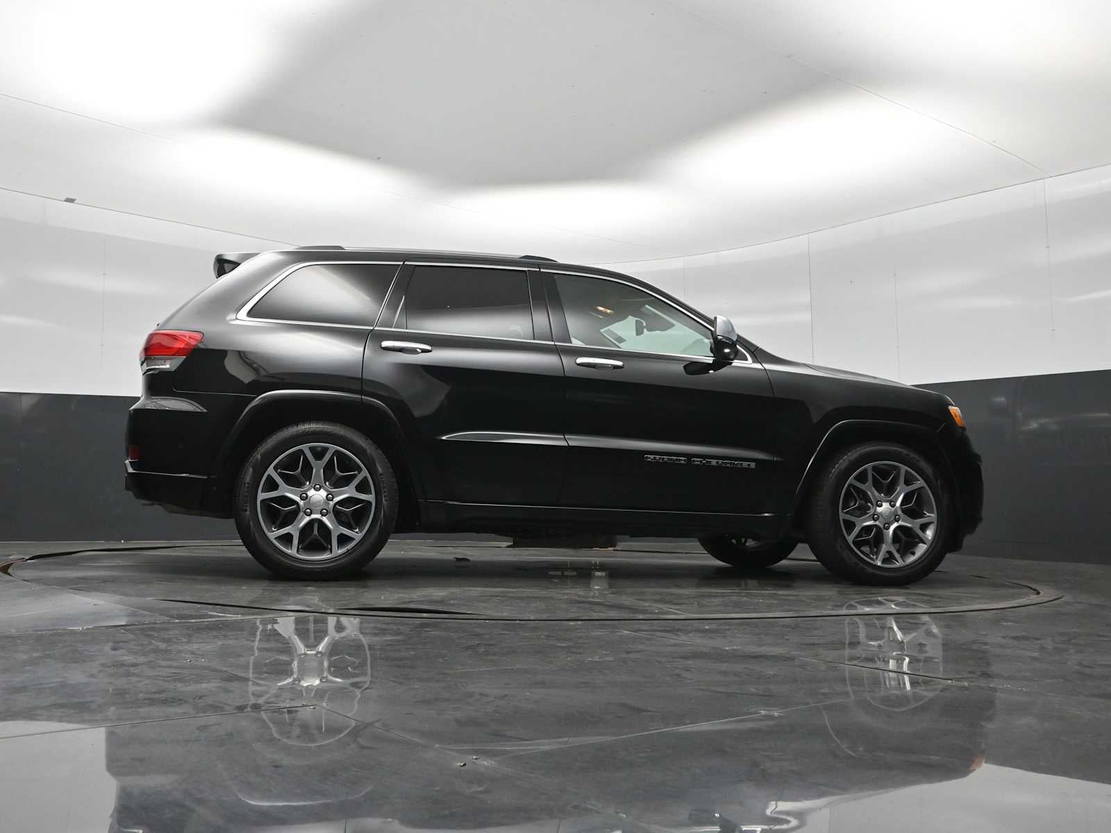 2020 Jeep Grand Cherokee Overland