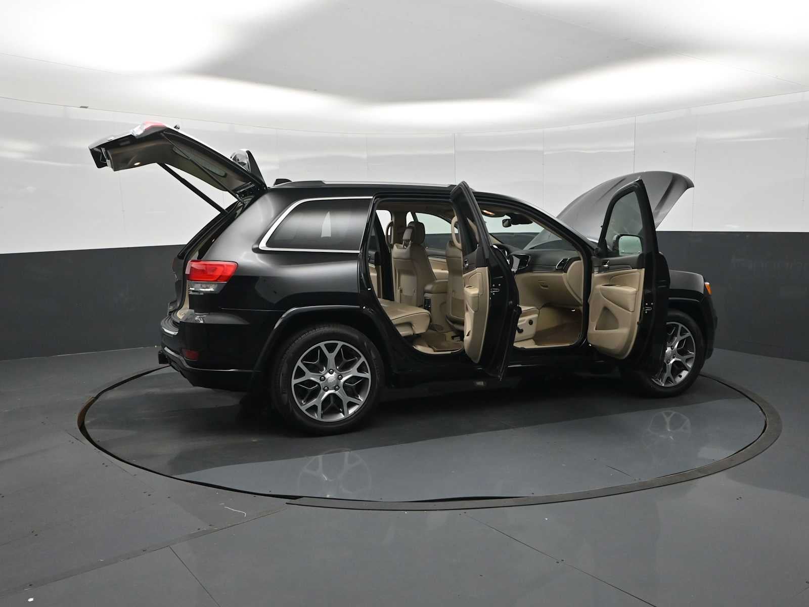 2020 Jeep Grand Cherokee Overland