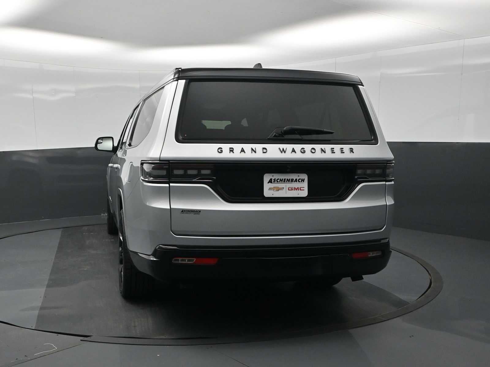 2024 Jeep Grand Wagoneer L Series II