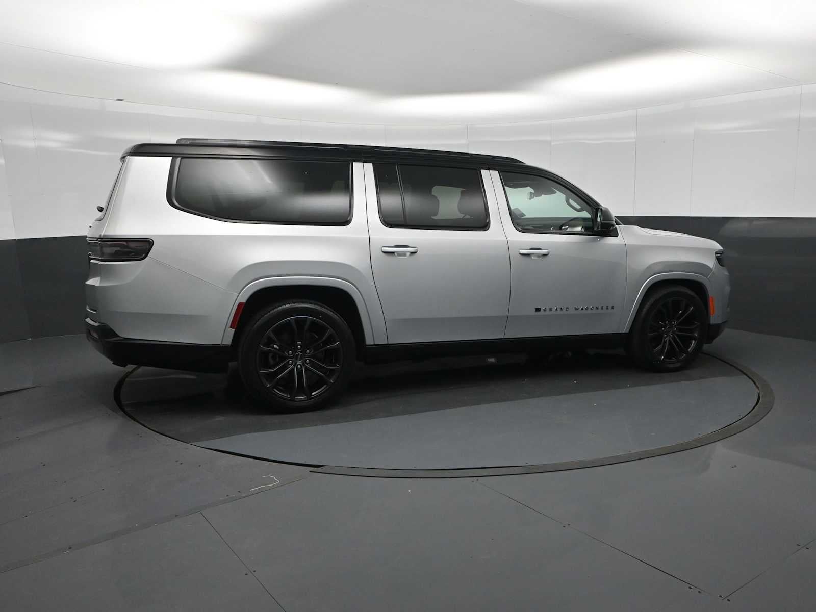 2024 Jeep Grand Wagoneer L Series II