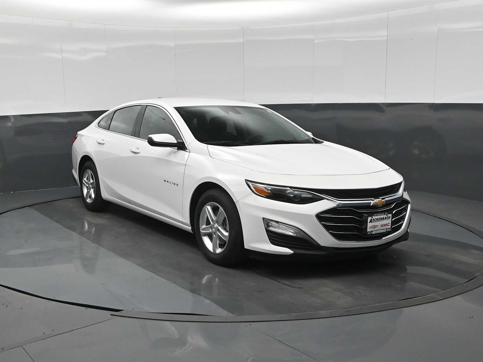 2025 Chevrolet Malibu LS