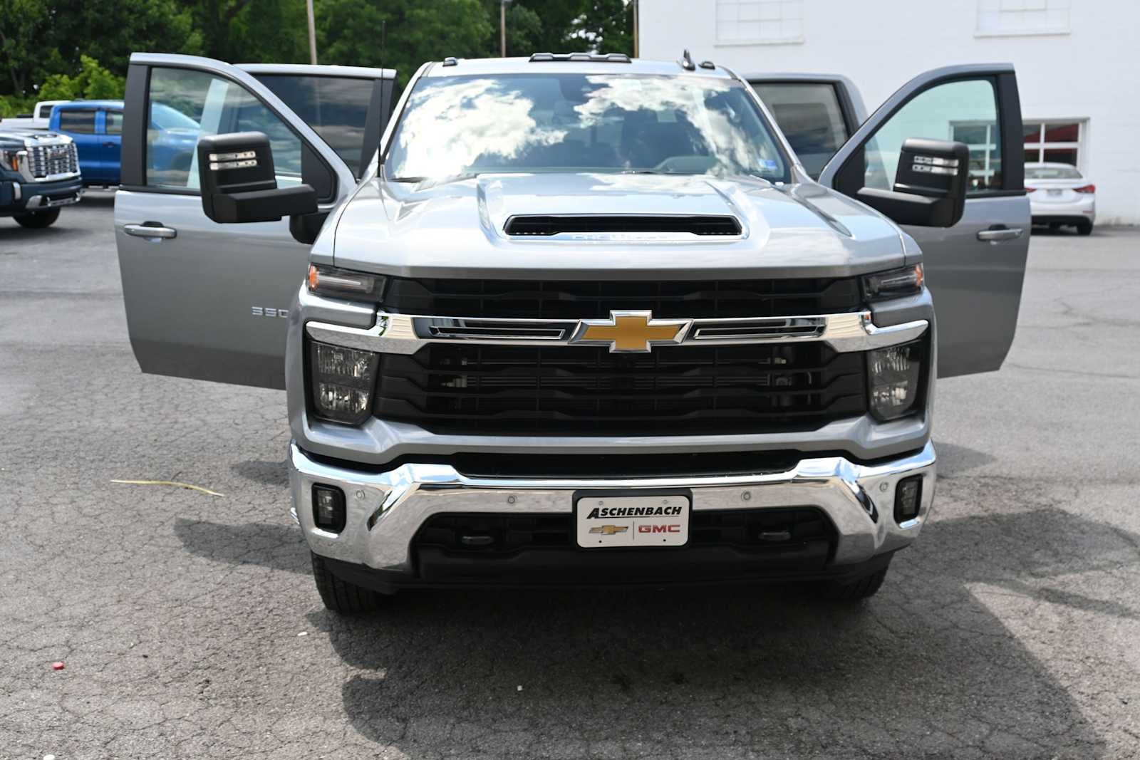 2026 Chevrolet Silverado 3500 HD LT DRW