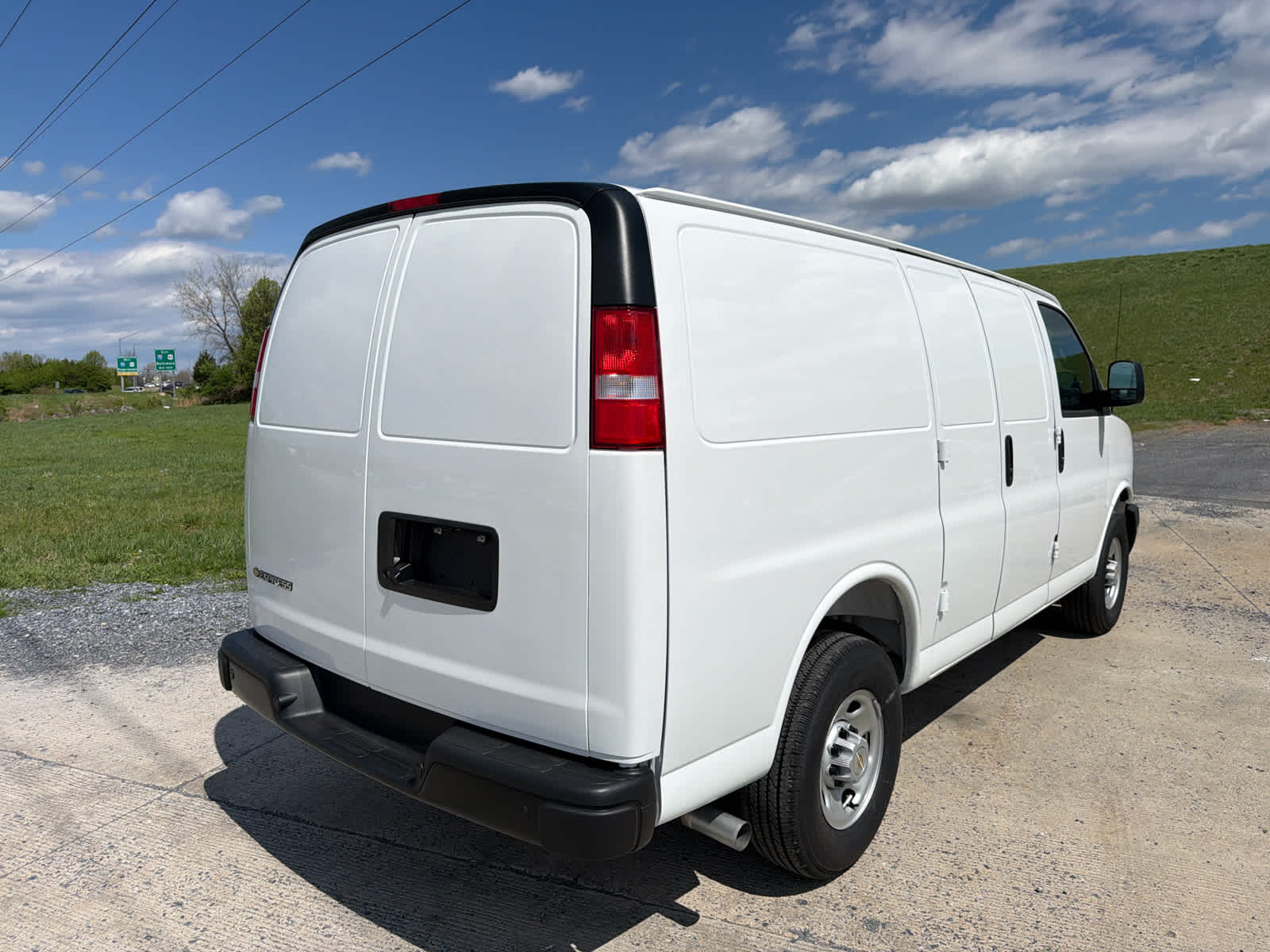 2025 Chevrolet Express Cargo WT