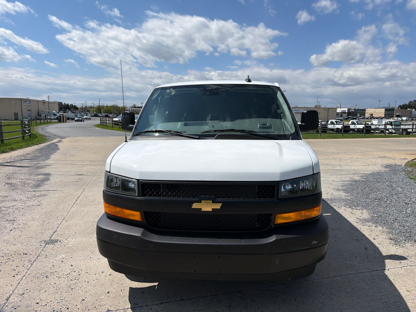 2025 Chevrolet Express Cargo WT