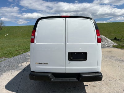 2025 Chevrolet Express Cargo WT
