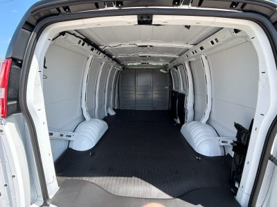 2025 Chevrolet Express Cargo WT