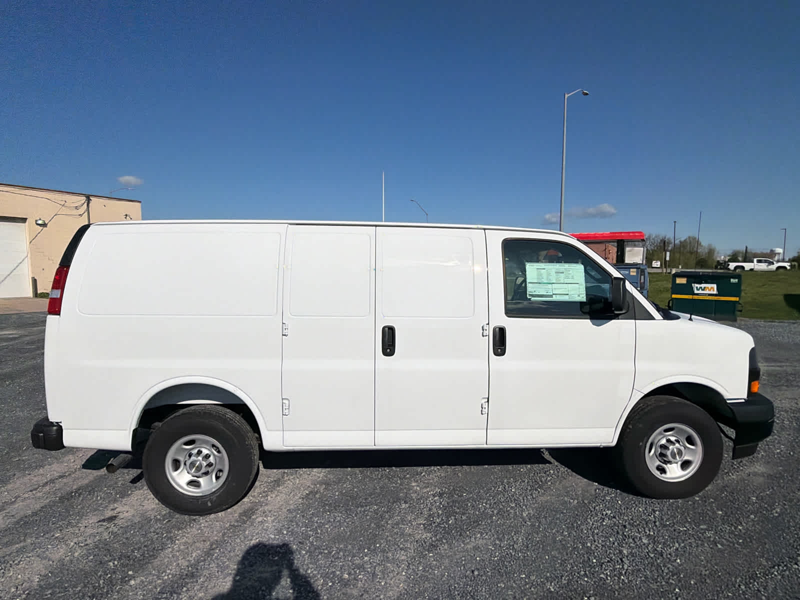 2025 Chevrolet Express Cargo WT