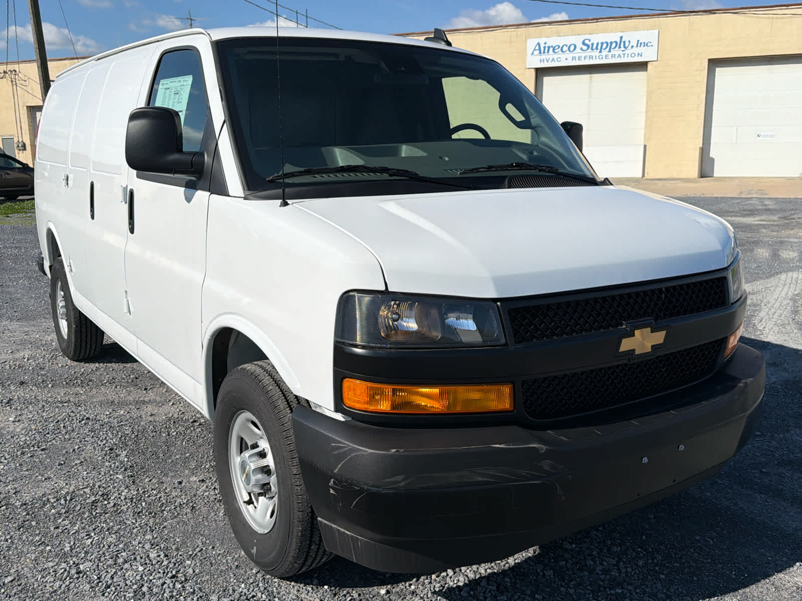 2025 Chevrolet Express Cargo WT
