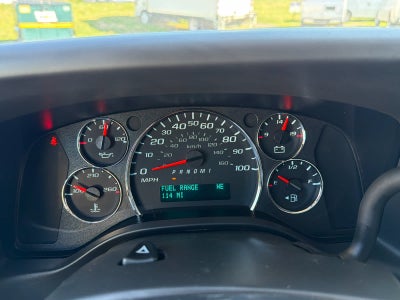 2025 Chevrolet Express Cargo WT