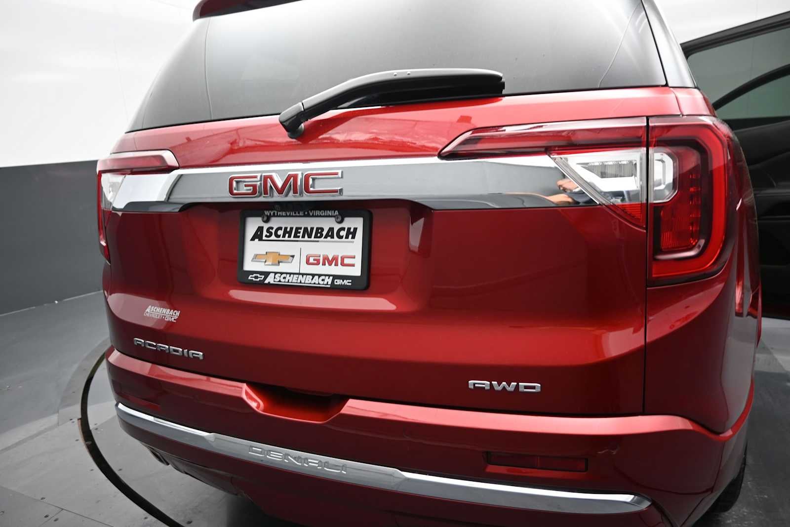 2021 GMC Acadia Denali