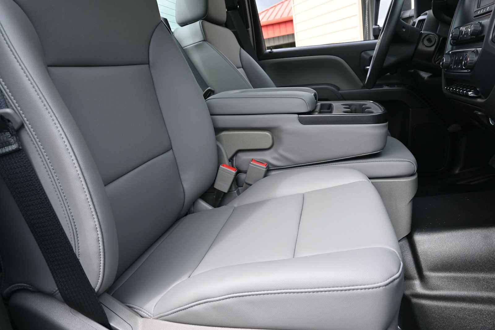 2023 Chevrolet Silverado 5500 HD Work Truck