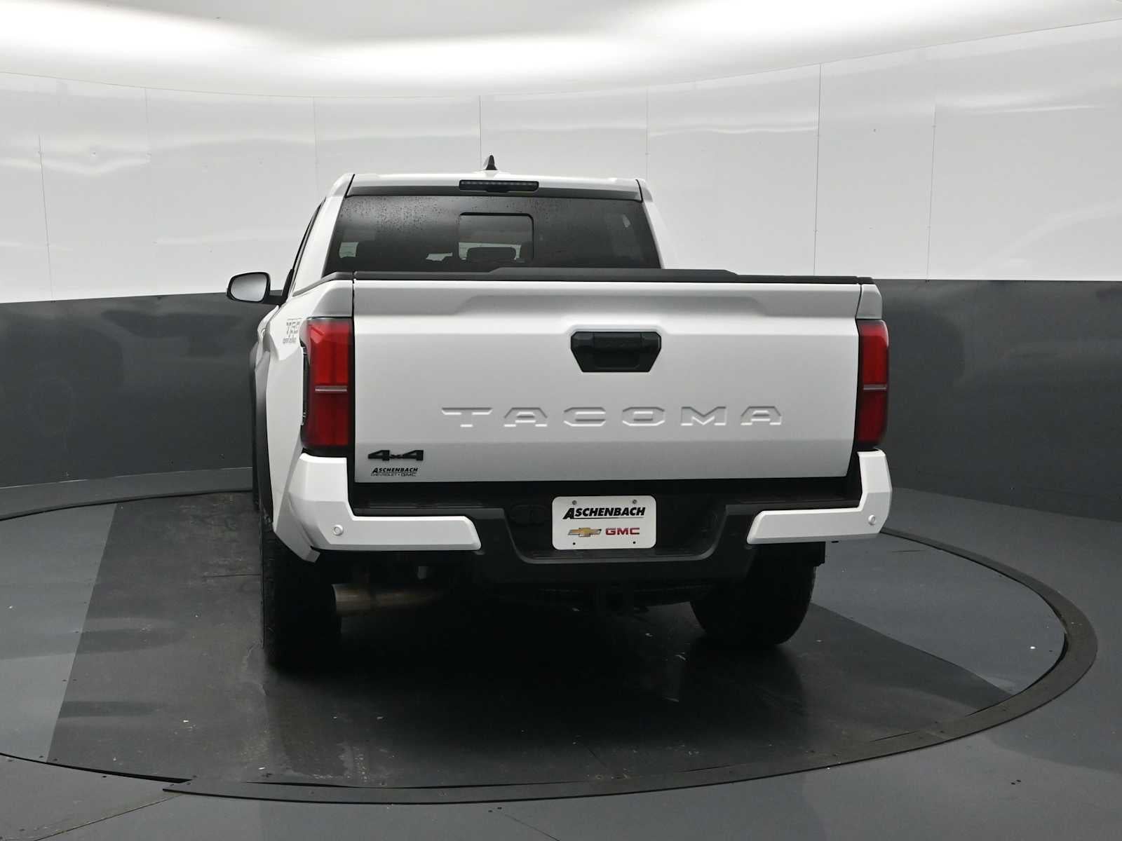 2024 Toyota Tacoma 4WD SR5